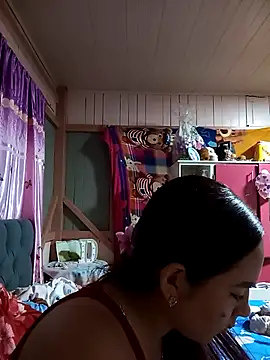 Snapshot of Valentinass20 chatting on October 28, 2025, 12:19 pm Valentinass20 online show from October 28, 2025, 12:19 pm