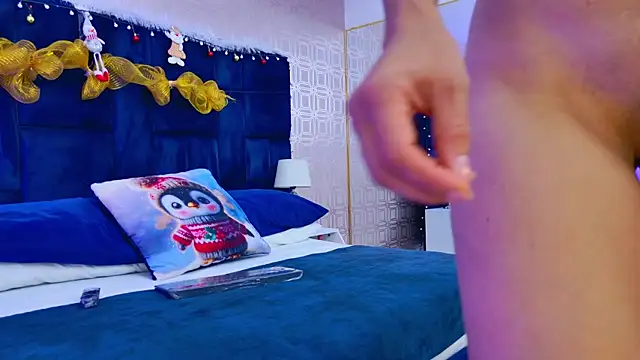 Stacy London online show from December 19, 2025, 8:16 pm