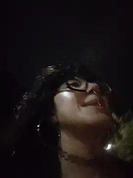 Neciaa online show from April 25, 2026, 1:52 am