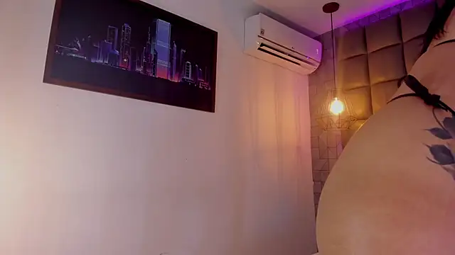 andreanix online show from April 6, 2026, 8:54 pm