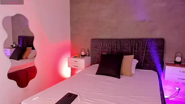 andreanix online show from April 12, 2026, 8:58 pm