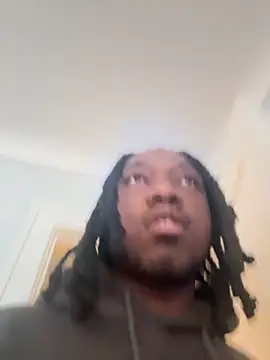 Snapshot of therealredx chatting on October 25, 2025, 2:35 pm therealredx online show from October 25, 2025, 2:35 pm