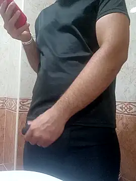 leohot2xx online show from June 10, 2026, 11:31 am