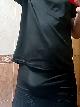 leohot2xx online show from June 12, 2026, 12:20 am