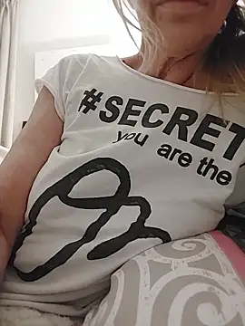 susylux online show from March 29, 2026, 12:43 am