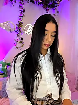 Snapshot of ISA_NIXON chatting on November 25, 2025, 5:57 pm ISA NIXON online show from November 25, 2025, 5:57 pm