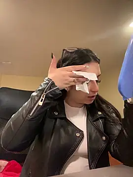 Kloe Novoa online show from February 26, 2026, 12:04 pm