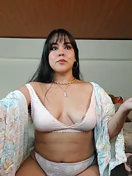 Ariane Elisse  online show from November 2, 2025, 7:27 pm