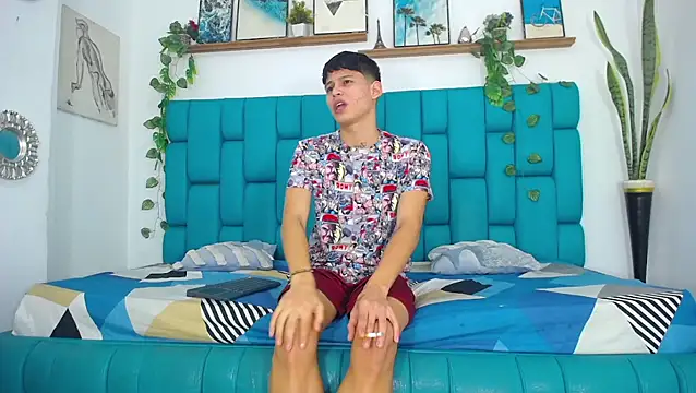 Snapshot of Hot_Boys_Latinos_X chatting on November 16, 2025, 5:07 pm Hot Boys Latinos X online show from November 16, 2025, 5:07 pm