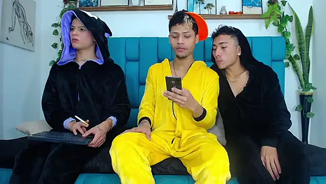 Snapshot of Hot_Boys_Latinos_X chatting on January 8, 2026, 9:50 pm Hot Boys Latinos X online show from January 8, 2026, 9:50 pm