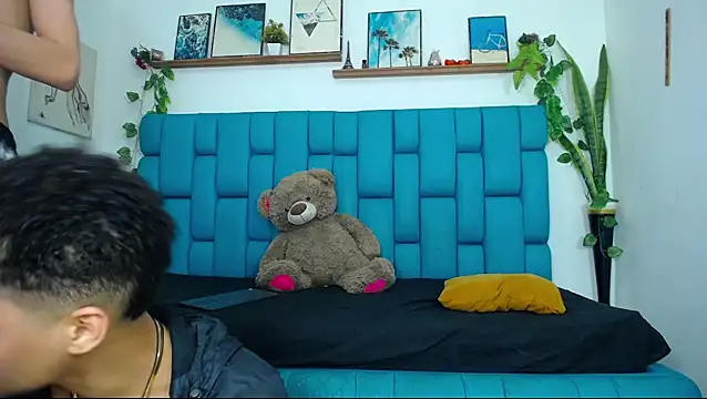 Snapshot of Hot_Boys_Latinos_X chatting on January 15, 2026, 10:02 pm Hot Boys Latinos X online show from January 15, 2026, 10:02 pm