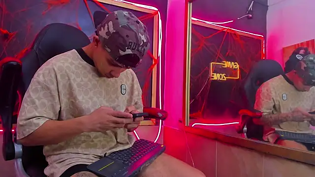 ethan york online show from October 26, 2025, 4:18 am