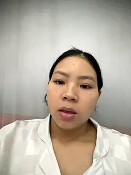 Snapshot of Milk_xx chatting on November 3, 2025, 2:51 pm Milk xx online show from November 3, 2025, 2:51 pm