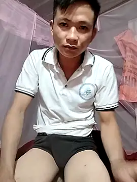 Wet x online show from November 1, 2025, 1:24 pm