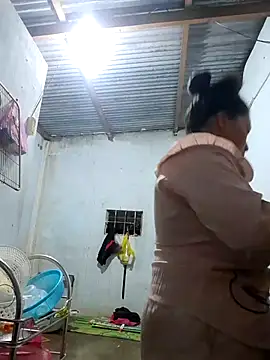 Snapshot of Birlin_mai chatting on October 25, 2025, 2:46 pm Birlin mai online show from October 25, 2025, 2:46 pm