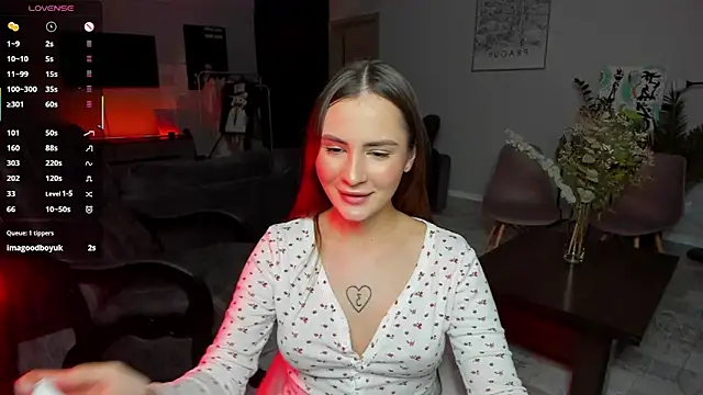 Cleojuice online show from November 4, 2025, 1:32 pm