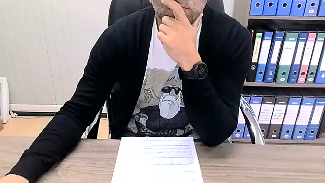 Evasionee online show from November 17, 2025, 7:36 am