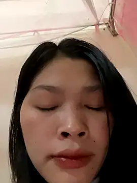 Snapshot of simmi-2 chatting on October 25, 2025, 5:04 am simmi-2 online show from October 25, 2025, 5:04 am