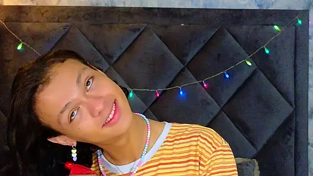 Indi rave online show from November 26, 2025, 1:01 pm