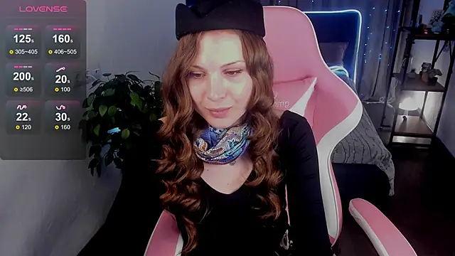 Snapshot of Alma_Diaz chatting on October 30, 2025, 9:22 am Alma Diaz online show from October 30, 2025, 9:22 am