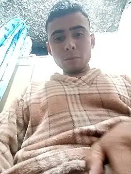 Snapshot of robinhd1234 chatting on January 14, 2026, 12:27 am robinhd1234 online show from January 14, 2026, 12:27 am