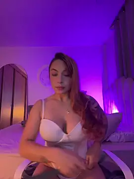 GiaStonne online show from March 20, 2026, 2:27 am