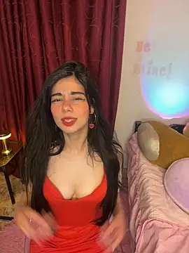 wetbyAlice online show from April 16, 2026, 12:11 am