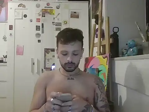 Snapshot of pietrosanchezz chatting on October 25, 2025, 9:53 pm pietrosanchezz online show from October 25, 2025, 9:53 pm