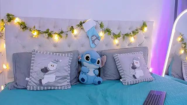 BLAIR QUEEN online show from December 20, 2025, 9:00 pm