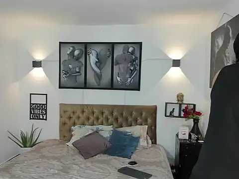 christopher palmerjs online show from November 8, 2025, 3:12 pm