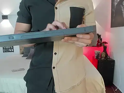 christopher palmerjs online show from January 13, 2026, 8:36 pm