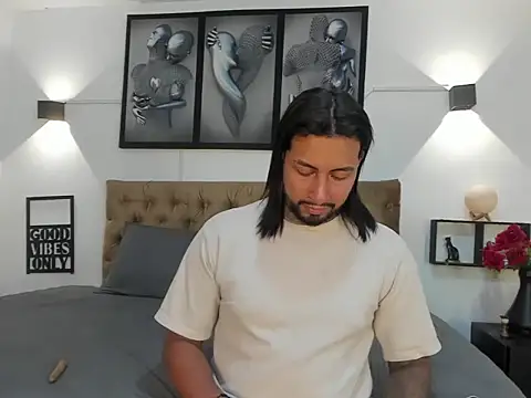 christopher palmerjs online show from June 19, 2026, 2:05 am