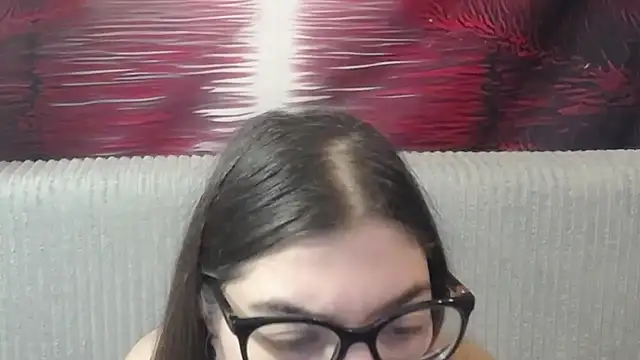 sweetbabygirlforyou online show from December 22, 2025, 10:29 pm