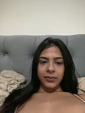 barbiie1818 online show from May 4, 2026, 8:32 am