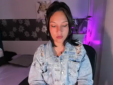 SamaradelaRoux online show from January 9, 2026, 7:22 am