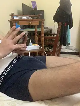 Unique-Man online show from April 22, 2026, 10:22 pm