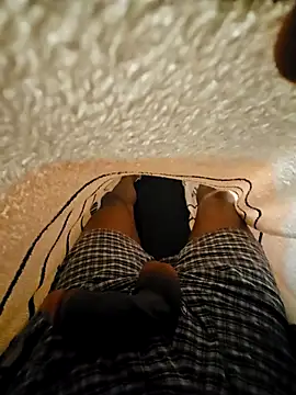 16Hose online show from March 19, 2026, 2:15 am