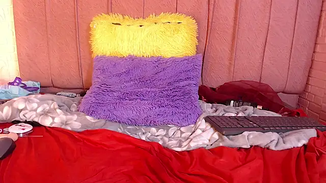 marceline cutte online show from December 14, 2025, 11:31 pm