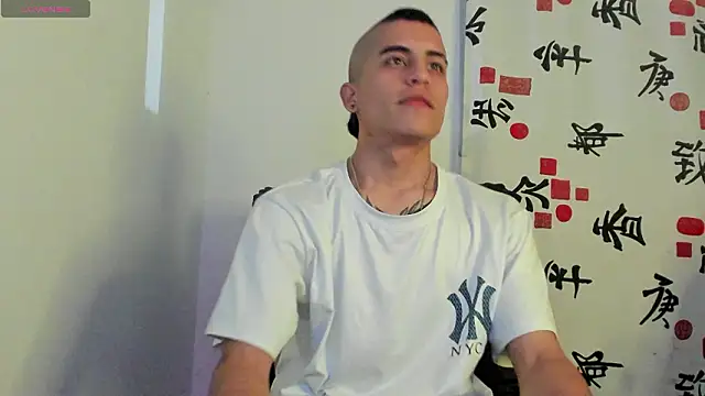 stiven  69 online show from January 15, 2026, 8:19 am