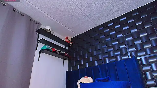 Snapshot of Kesha_rosse_ chatting on October 30, 2025, 4:36 am Kesha rosse  online show from October 30, 2025, 4:36 am