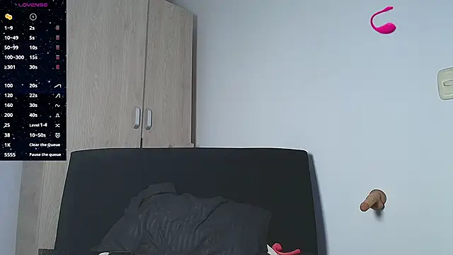 Kesha rosse  online show from April 11, 2026, 6:07 am