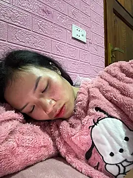 Yunzang online show from March 13, 2026, 2:29 am