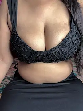 Snapshot of Ritika_janu chatting on November 10, 2025, 8:46 am Ritika janu online show from November 10, 2025, 8:46 am