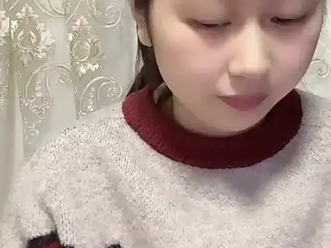 nuannuan35593 online show from December 21, 2025, 2:46 pm