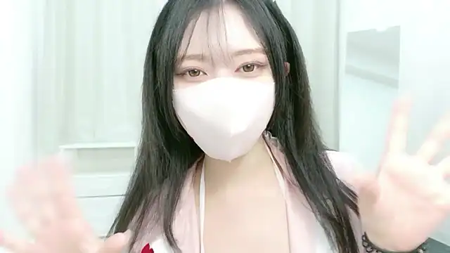 Snapshot of annachan_v chatting on April 11, 2026, 9:46 am annachan v online show from April 11, 2026, 9:46 am