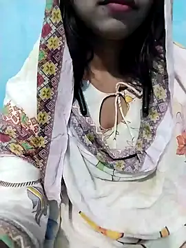 cute mahi07 online show from November 2, 2025, 11:34 am