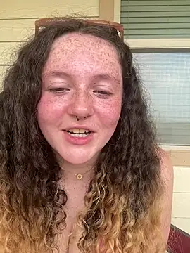 sugasunny04 online show from February 20, 2026, 7:36 pm