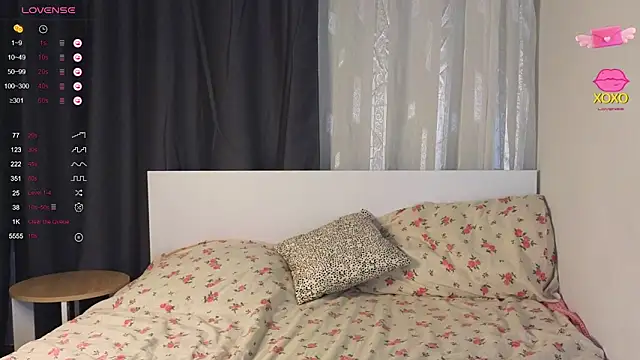 Snapshot of Alice_Presly chatting on February 7, 2026, 2:32 pm Alice Presly online show from February 7, 2026, 2:32 pm