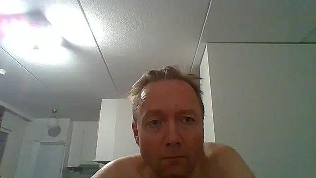 Snapshot of Timka69 chatting on November 8, 2025, 3:12 pm Timka69 online show from November 8, 2025, 3:12 pm
