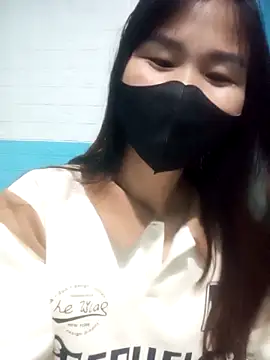 Donatella28 online show from December 5, 2025, 3:26 am